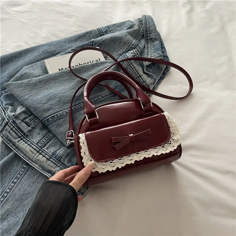 Women's Cream Shell Shoulder Bag with Lace Trim - Image 4