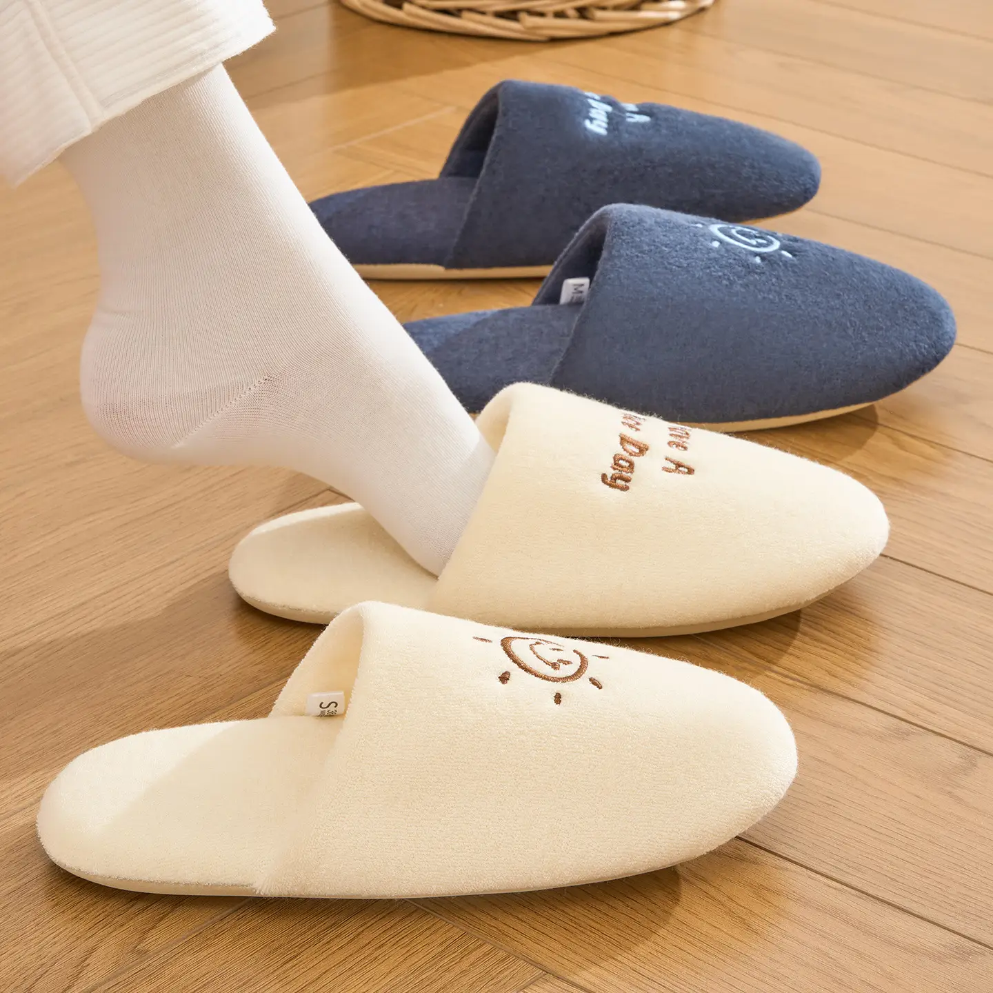 Adult Home Soft-Soled Slippers for Men Women Winter Summer - Image 8
