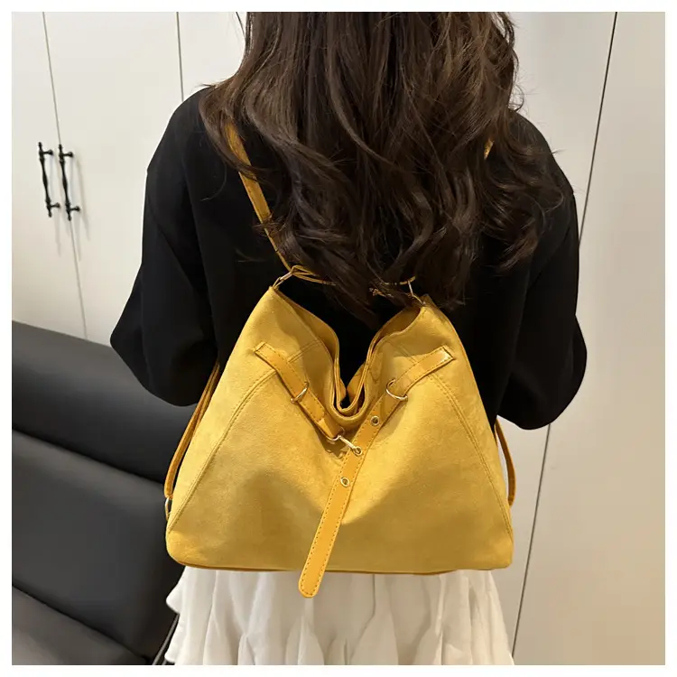 Women Retro Fashion Shoulder Bag Large Capacity 2025 — feature 16