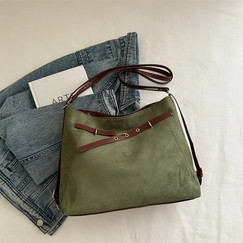 Women Retro Fashion Shoulder Bag Large Capacity 2025