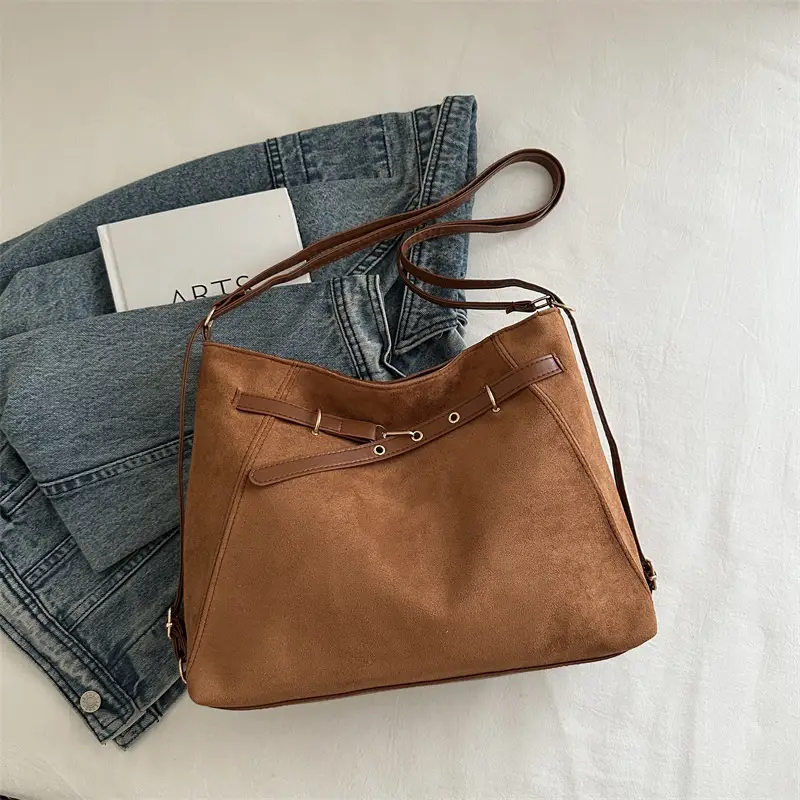 Women Retro Fashion Shoulder Bag Large Capacity 2025