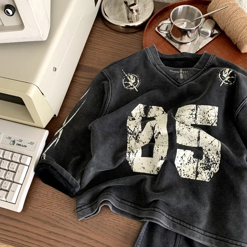Boys Printed Hoodie Pants Set Black Spring Autumn 2025 — feature 3