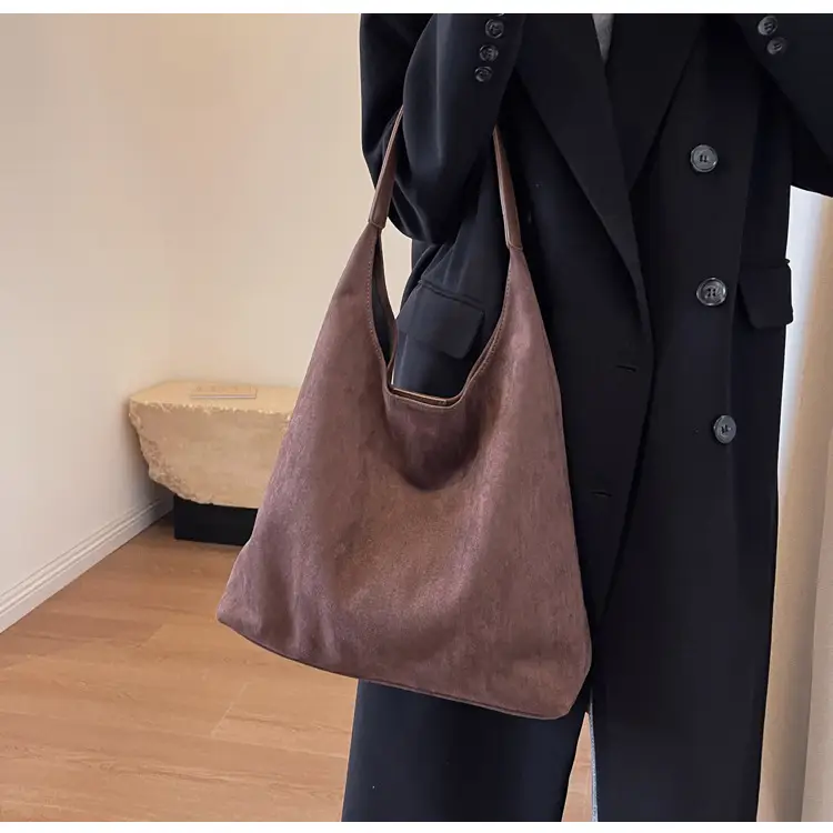 Retro Brown Leather Tote Bag for Women 2025 — feature 12
