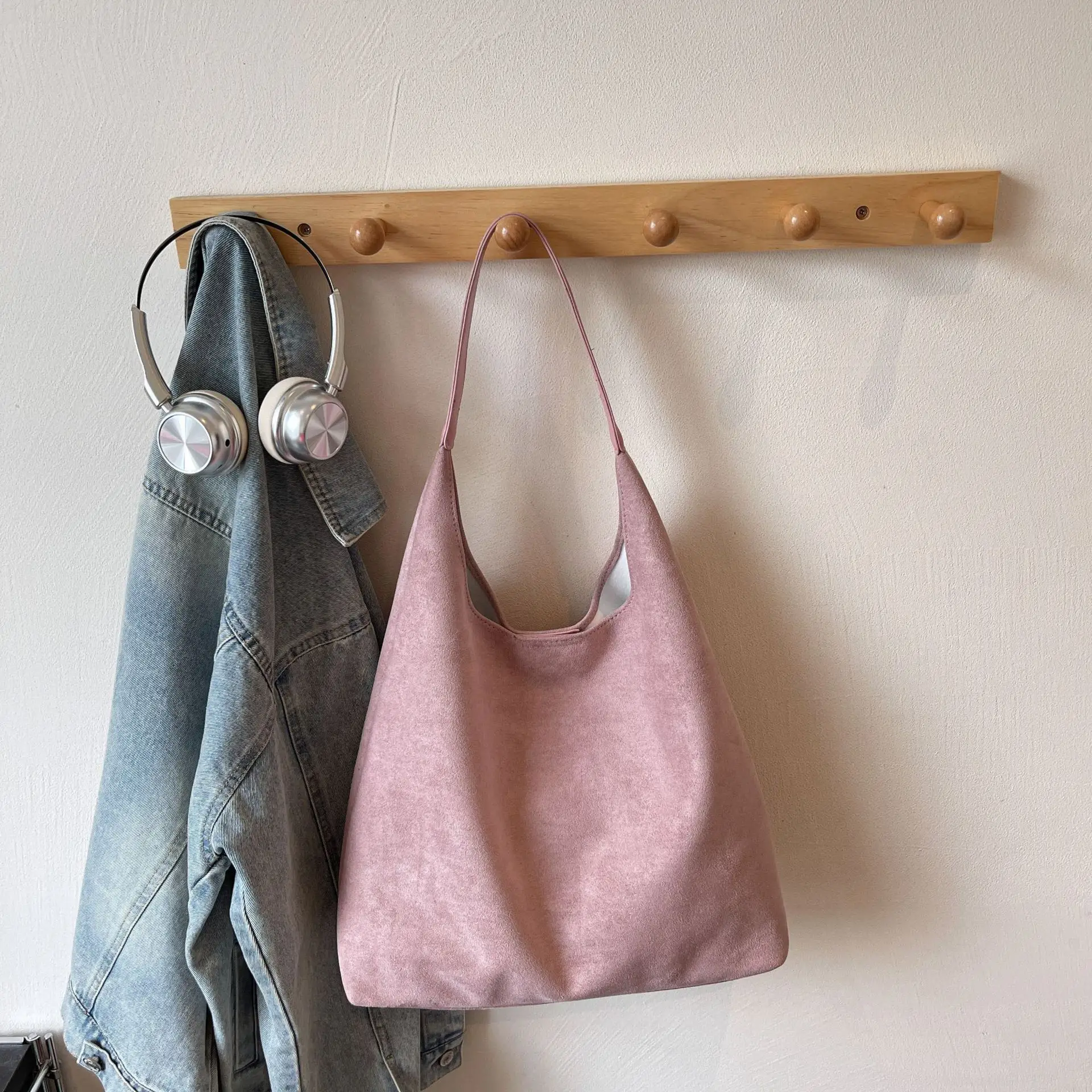Retro Brown Leather Tote Bag for Women 2025 — feature 40