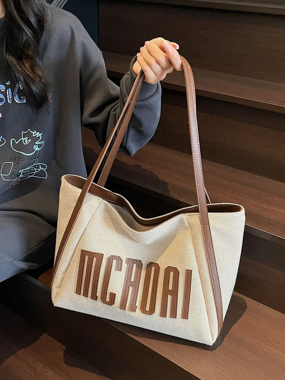 Women's Cross-Brand Canvas Tote Bag Large Capacity Fashionable Commuter Bag - Image 5