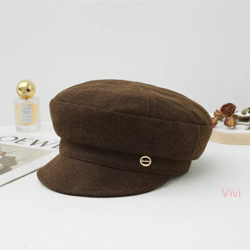 Women Duckbill Cap Beige Painter's Hat - Image 4