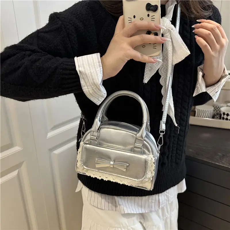 Women's Lace Handbag with Bowknot Design - Image 6