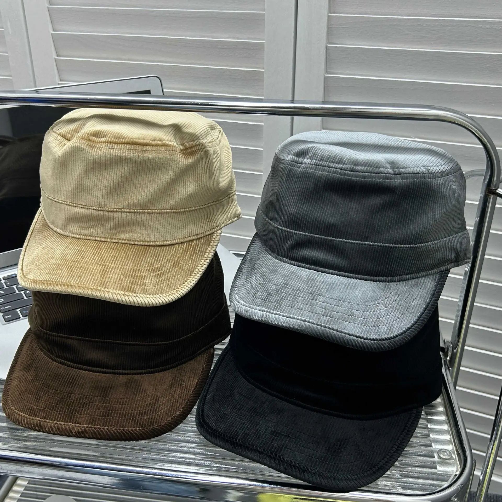 Black Duckbill Sun Hat for Women Men — feature 2