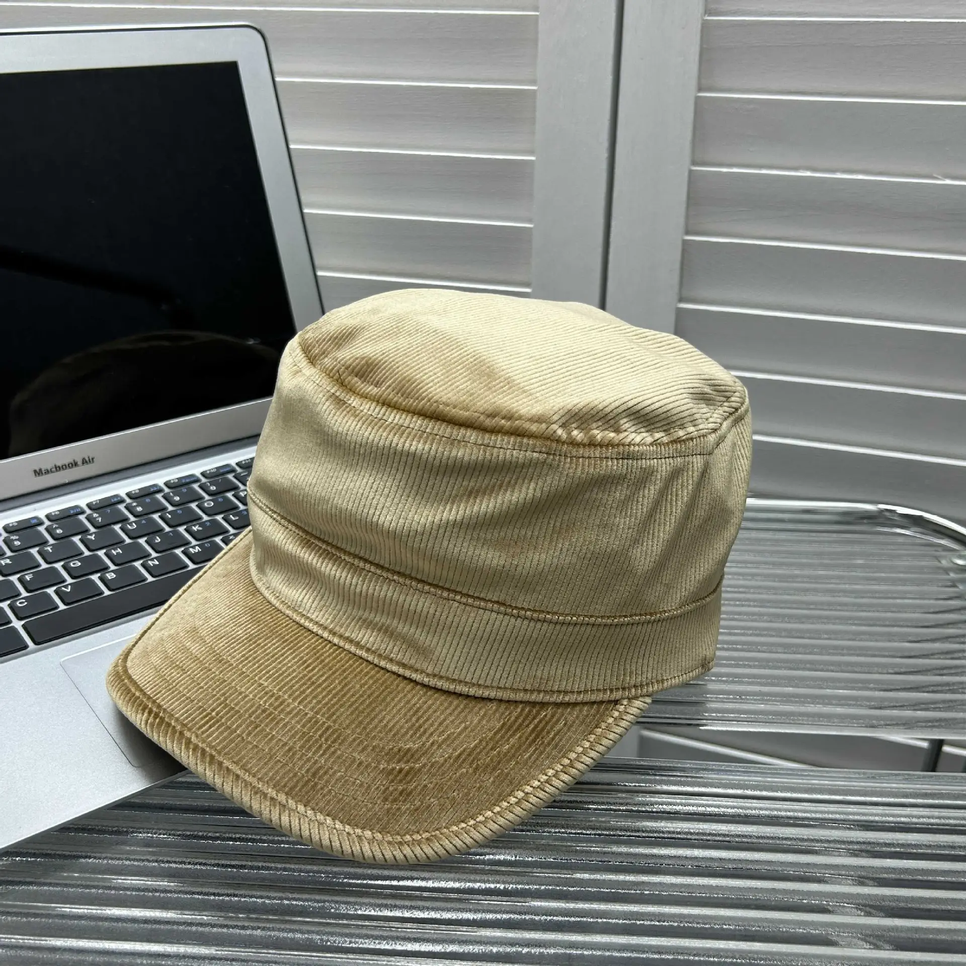 Black Duckbill Sun Hat for Women Men — feature 4