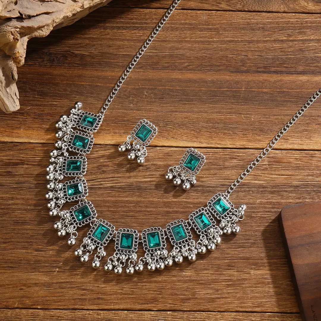 Southeast Asian Fashion Exaggerated Stylish Jewelry Ethnic Style Tassel Necklace Earrings Retro Niche Necklace Two-Piece Set — feature 22