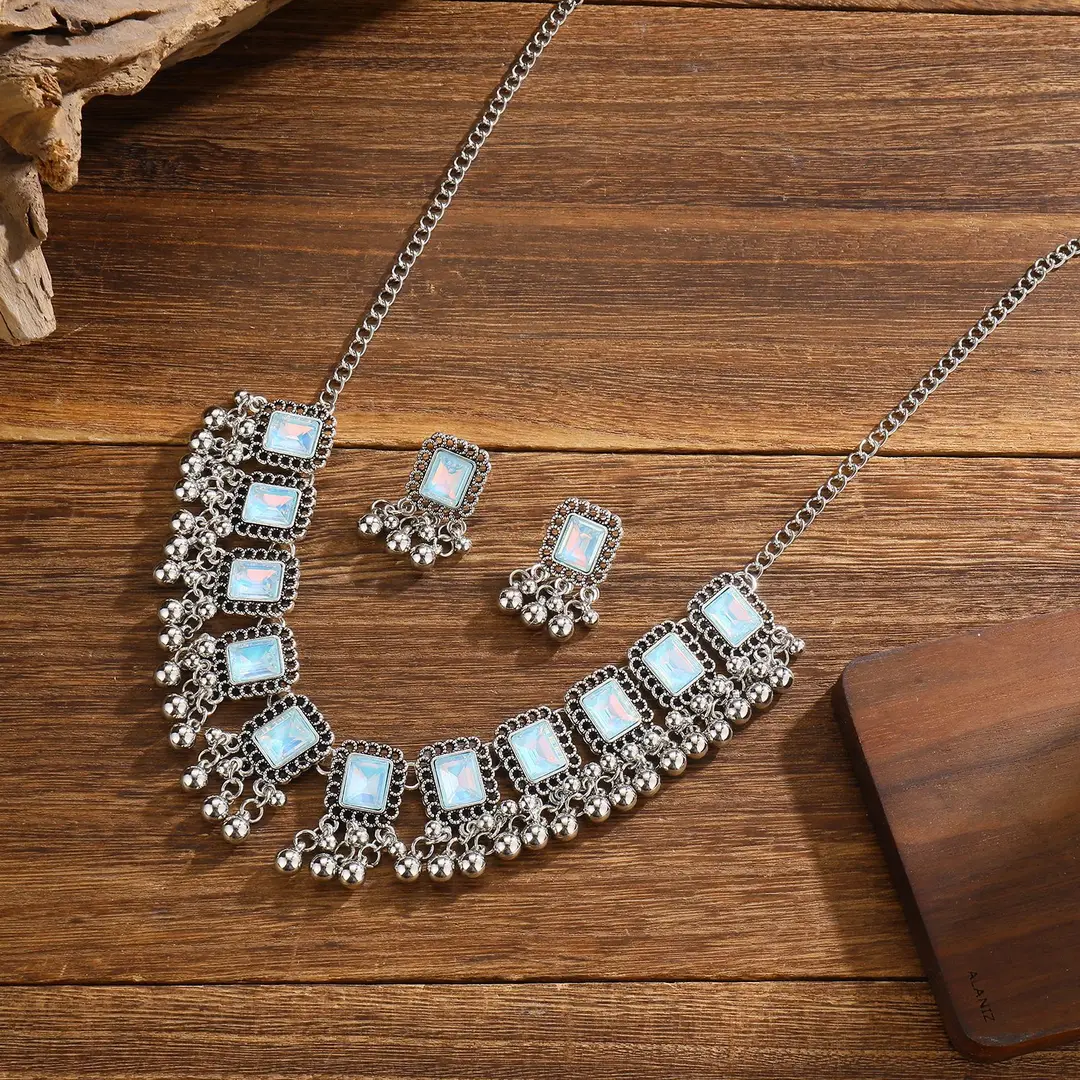 Southeast Asian Fashion Exaggerated Stylish Jewelry Ethnic Style Tassel Necklace Earrings Retro Niche Necklace Two-Piece Set — feature 27