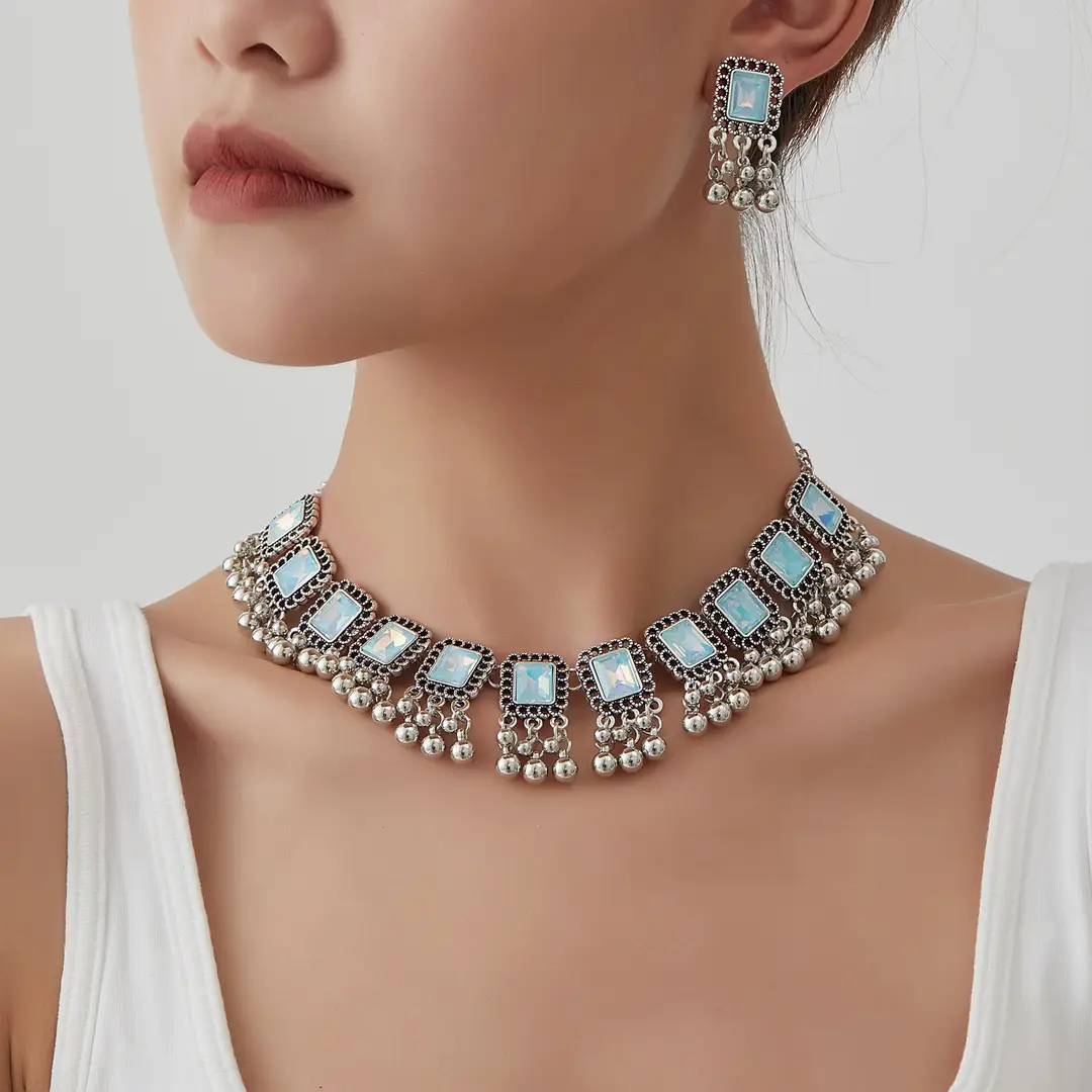 Southeast Asian Fashion Exaggerated Stylish Jewelry Ethnic Style Tassel Necklace Earrings Retro Niche Necklace Two-Piece Set