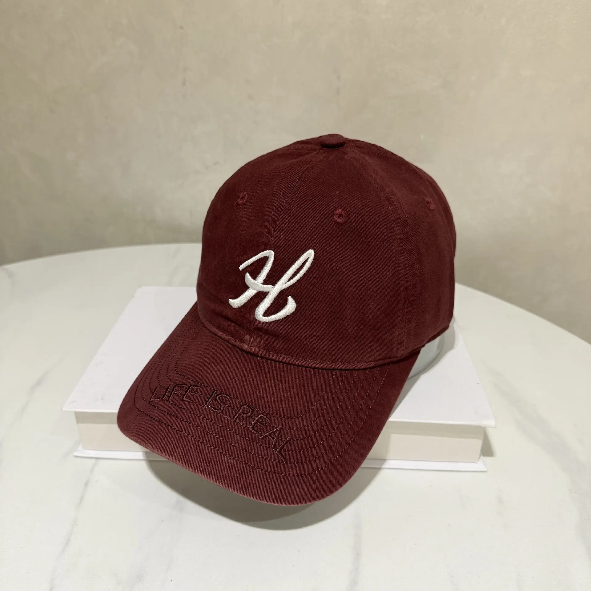 Beige Embroidered Baseball Cap for Women Men - Image 4