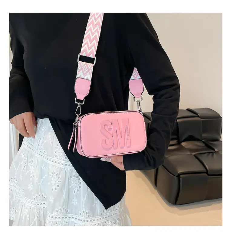 Pink Crossbody Bag with "SU" Print for Women — feature 17