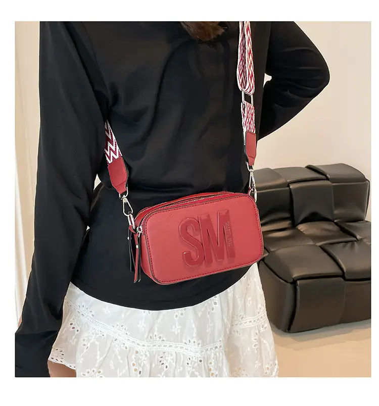 Pink Crossbody Bag with "SU" Print for Women — feature 21
