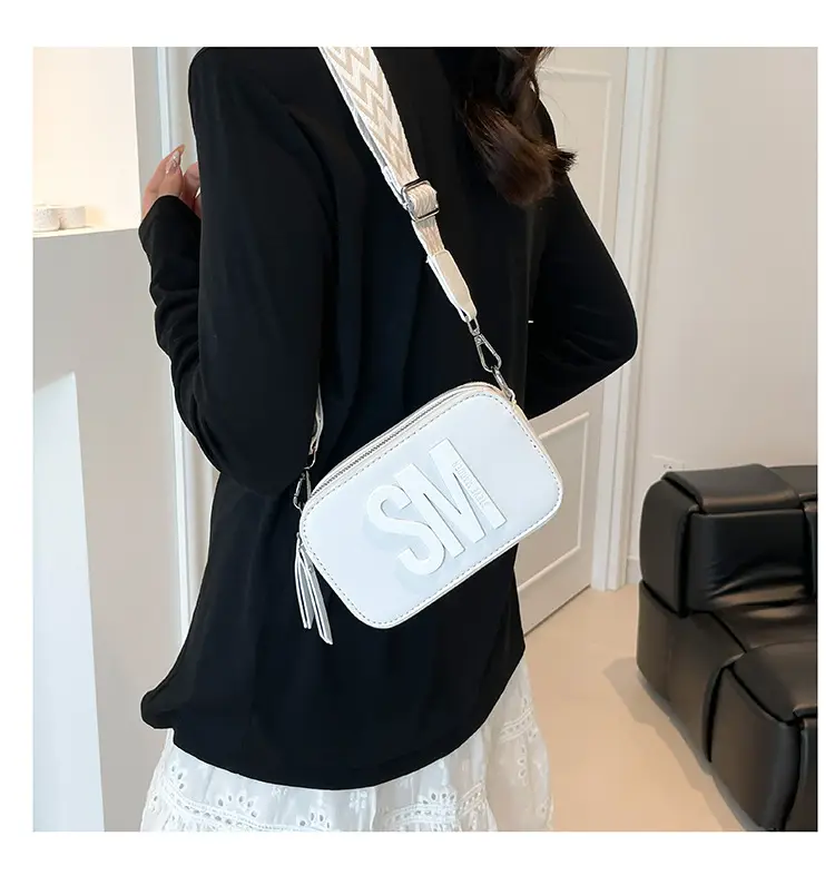 Pink Crossbody Bag with "SU" Print for Women — feature 23