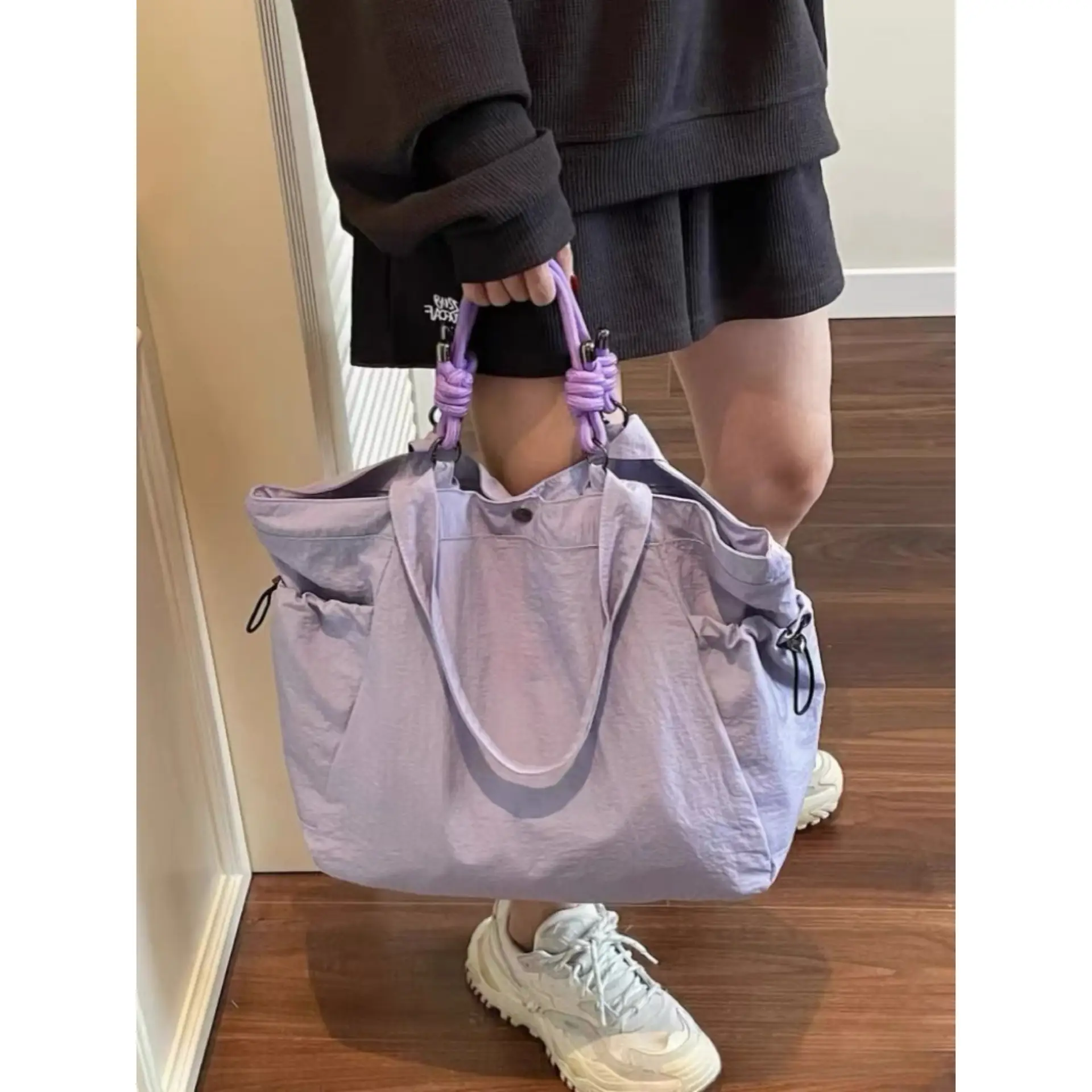 Lightweight Nylon Travel Tote Bag for Women Purple — feature 10