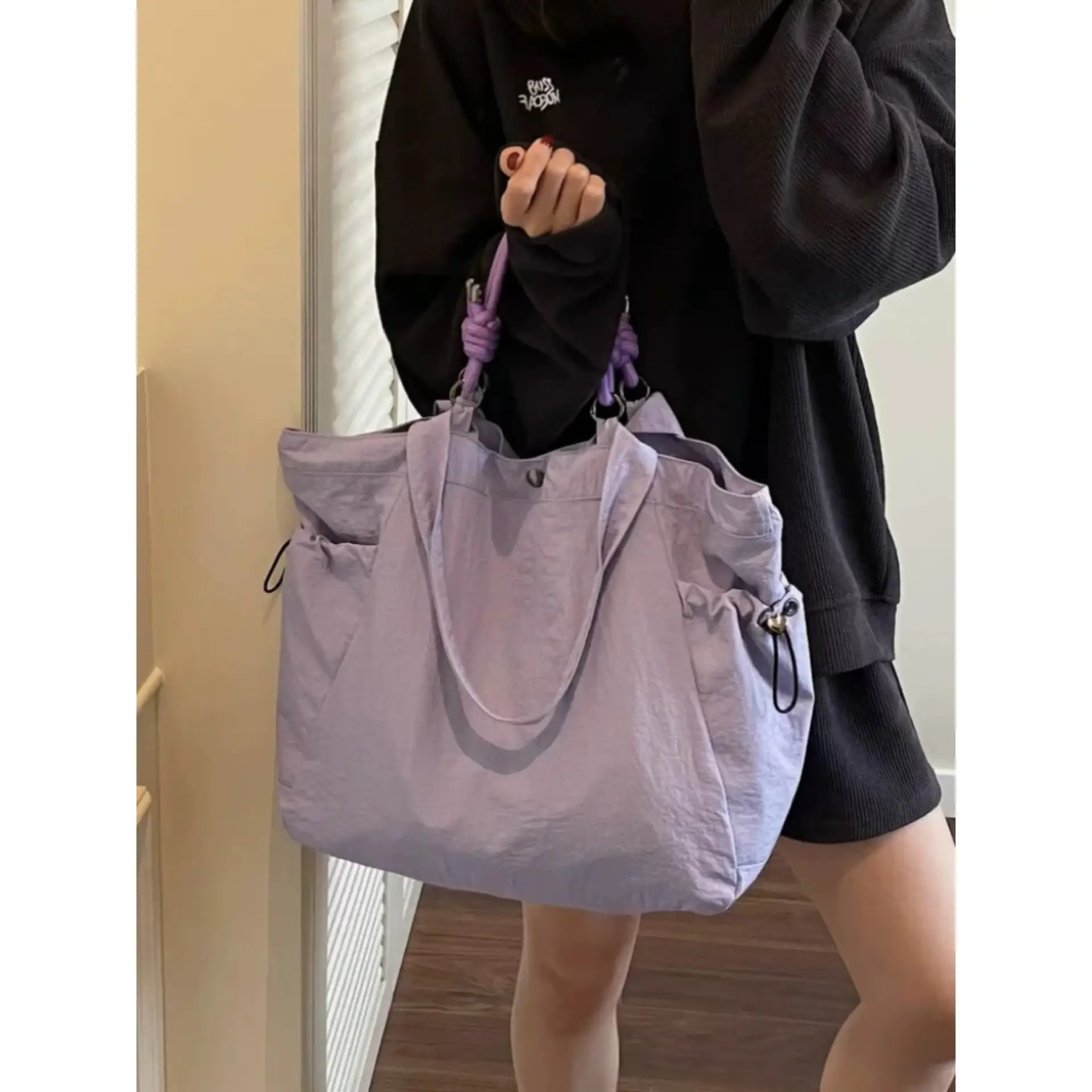 Lightweight Nylon Travel Tote Bag for Women Purple — feature 11