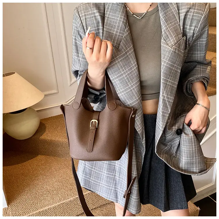 White Leather Bucket Tote Bag for Women — feature 20