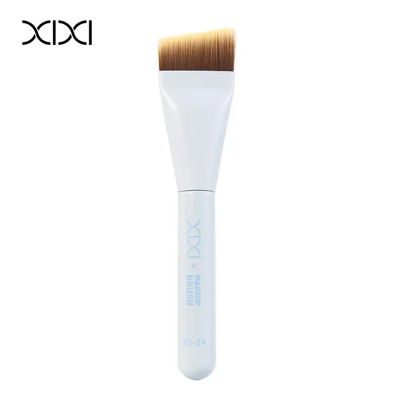Xixi Angled Powder Blush Brush for Seamless Concealer Application - Image 5