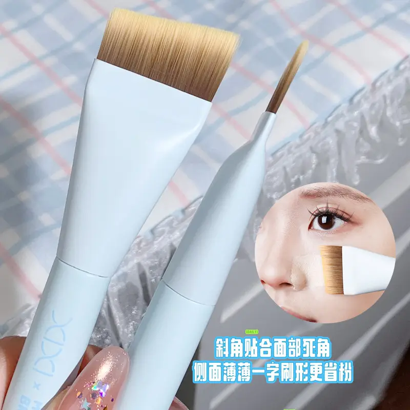 Xixi Angled Powder Blush Brush for Seamless Concealer Application — feature 15