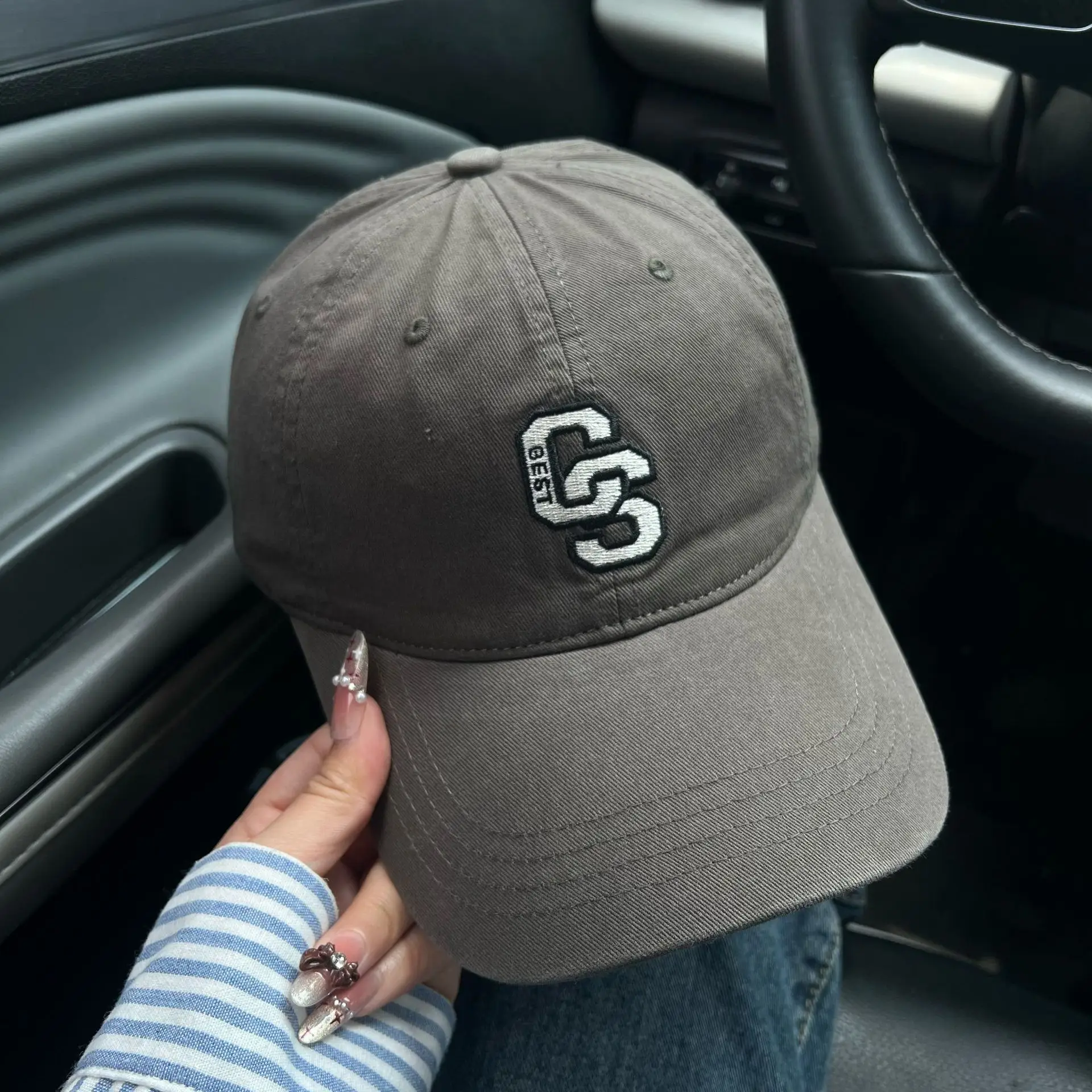2025 New American Retro Washed Light Denim Baseball Cap for Women - Image 7