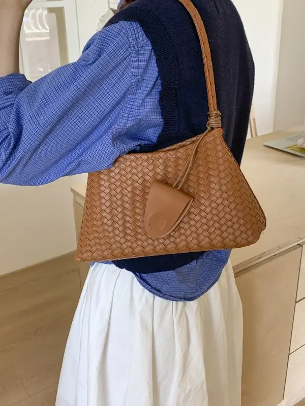 Women Handwoven Underarm Bag 2025 Trendy Leather