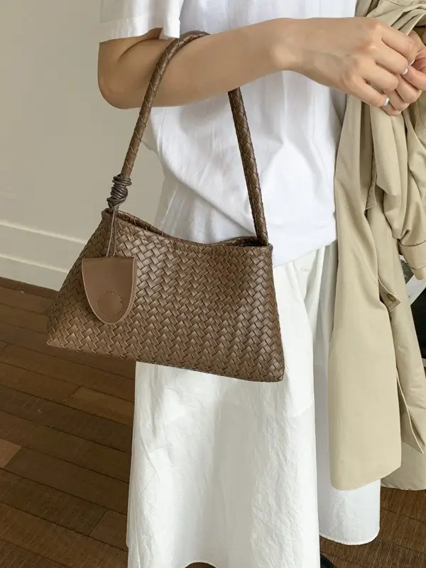 Women Handwoven Underarm Bag 2025 Trendy Leather