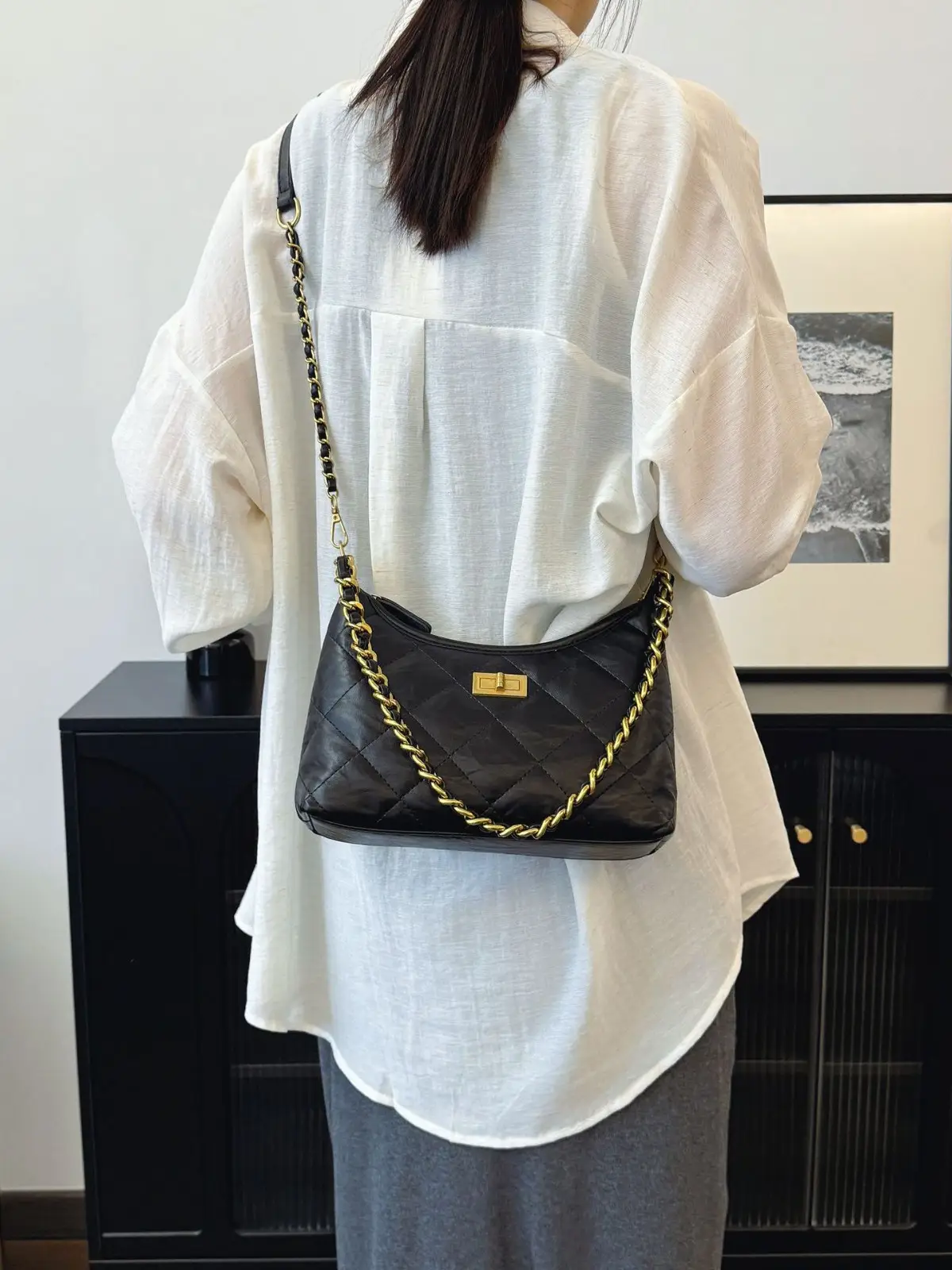 White Chain Crossbody Bag for Women - Image 7