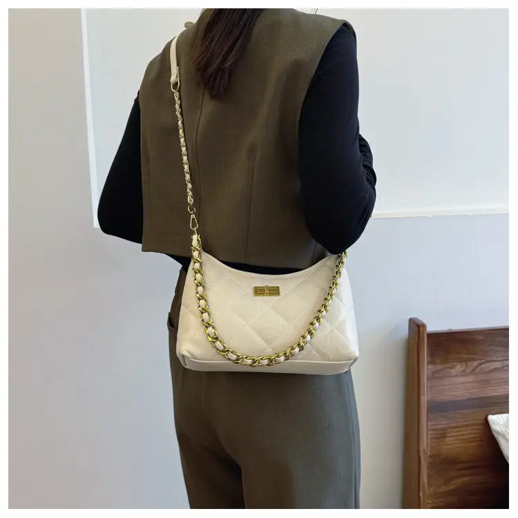 White Chain Crossbody Bag for Women — feature 10