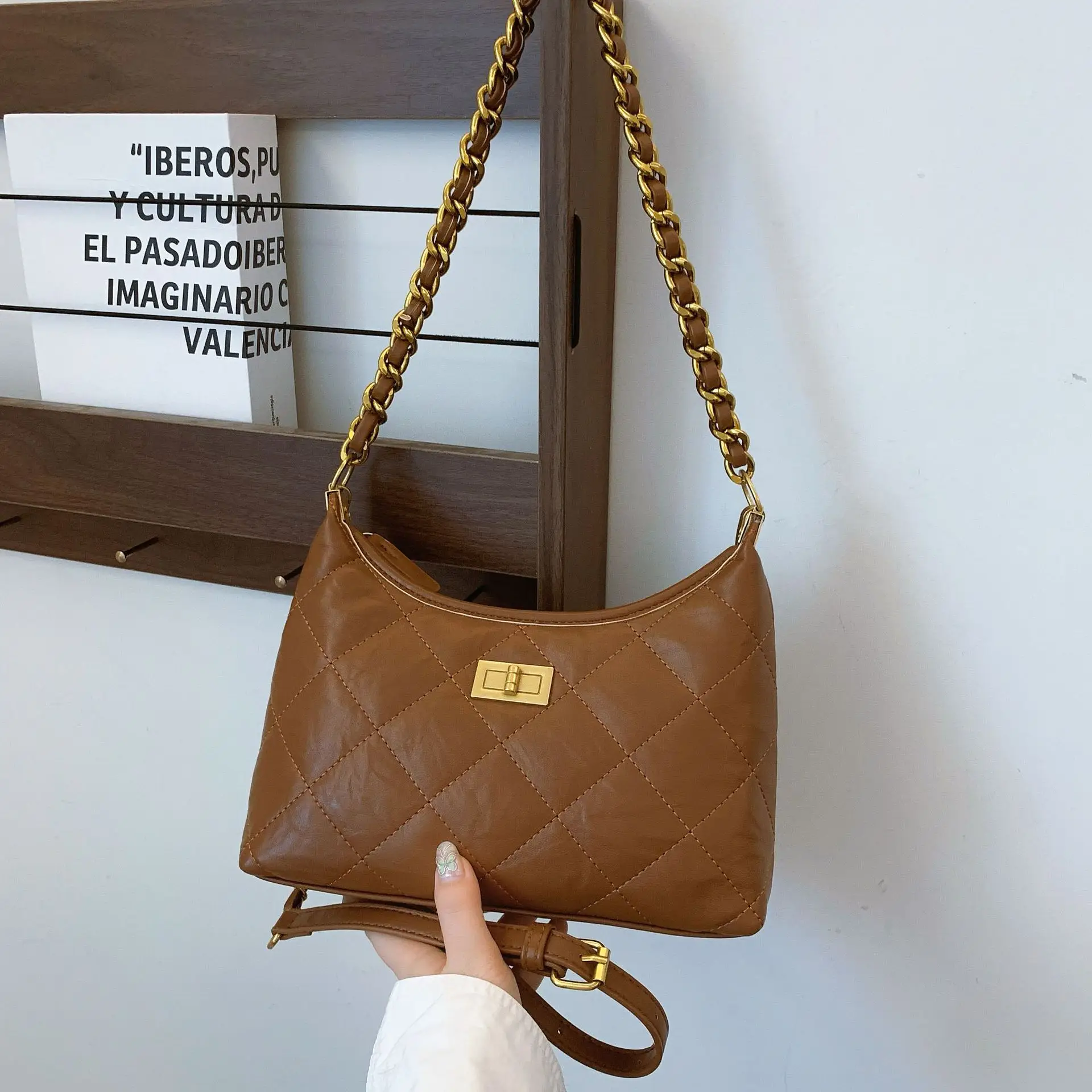 White Chain Crossbody Bag for Women - Image 3