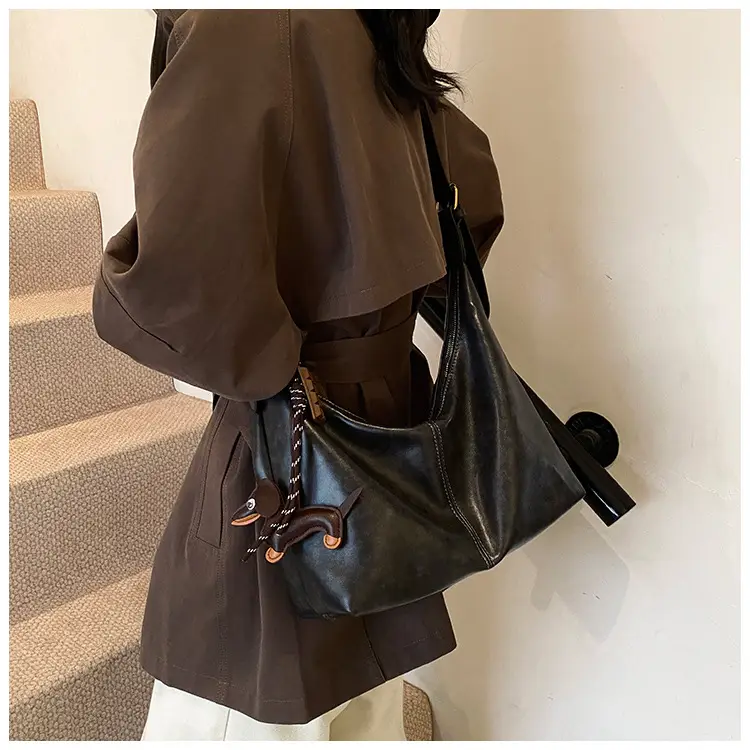 Brown Leather Crossbody Bag Large Capacity Women — feature 17