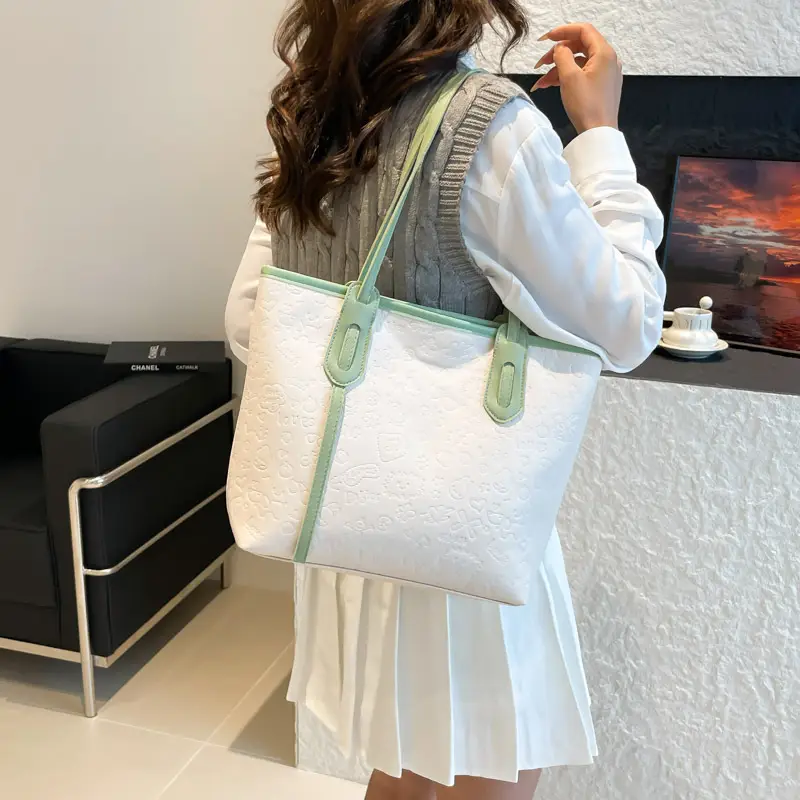 Women Large Capacity Textured Shoulder Bag Green Handles — feature 2