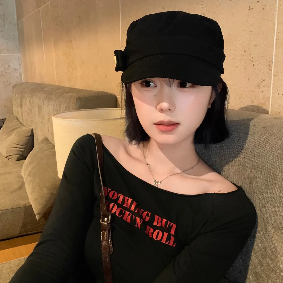 Japanese-Style Black Baseball Cap for Women - Image 7