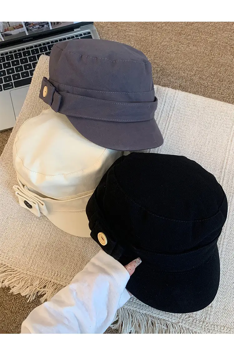 Japanese-Style Black Baseball Cap for Women — feature 7
