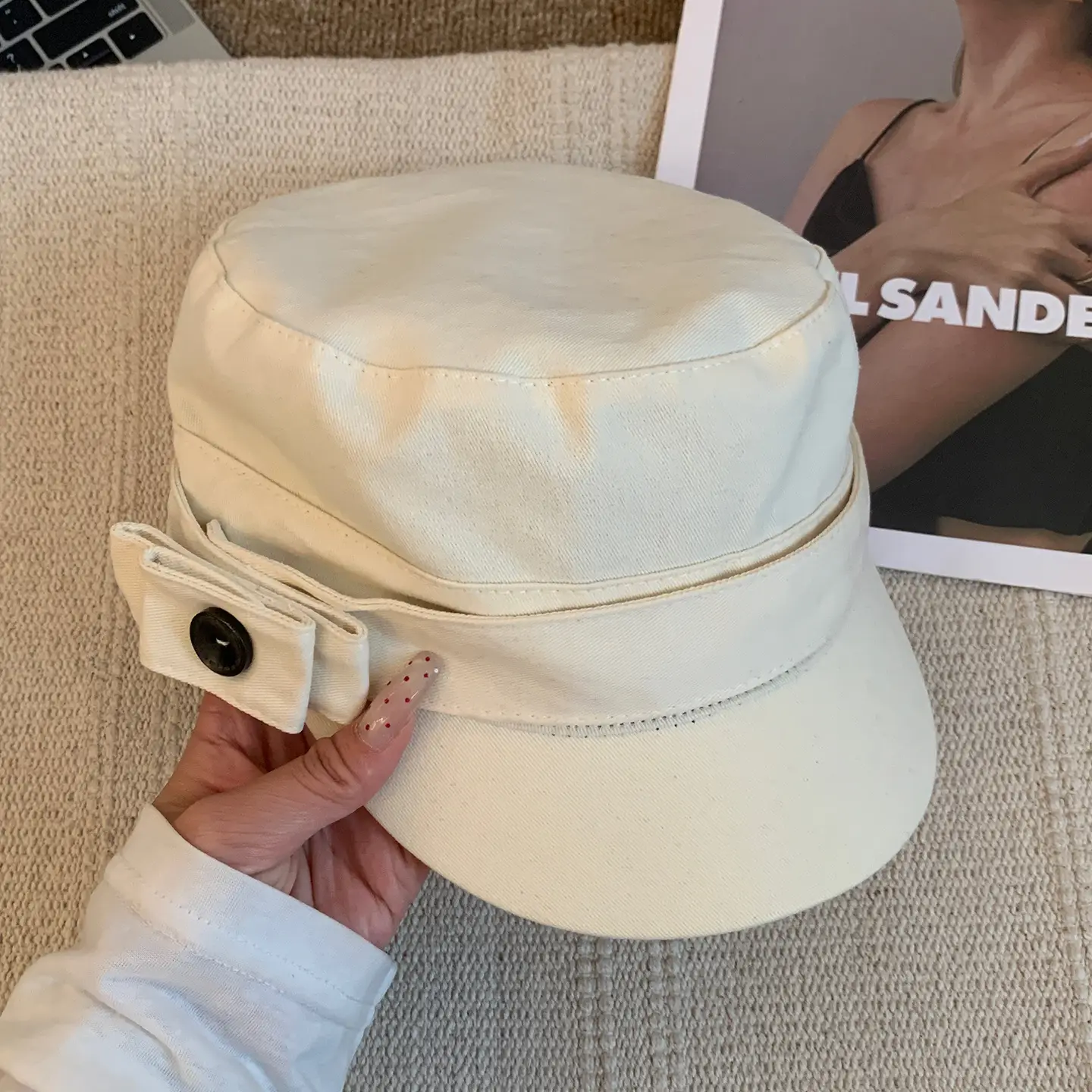 Japanese-Style Black Baseball Cap for Women - Image 3