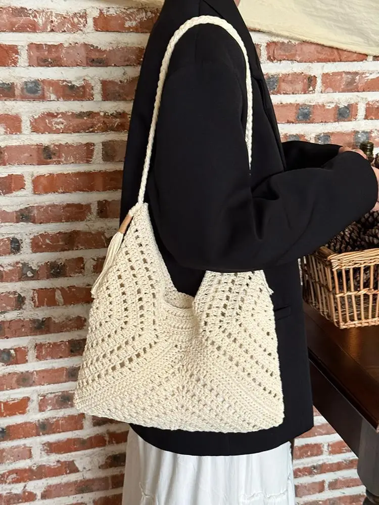 Women's Handmade Tassel Bag for Beach Commute — feature 13