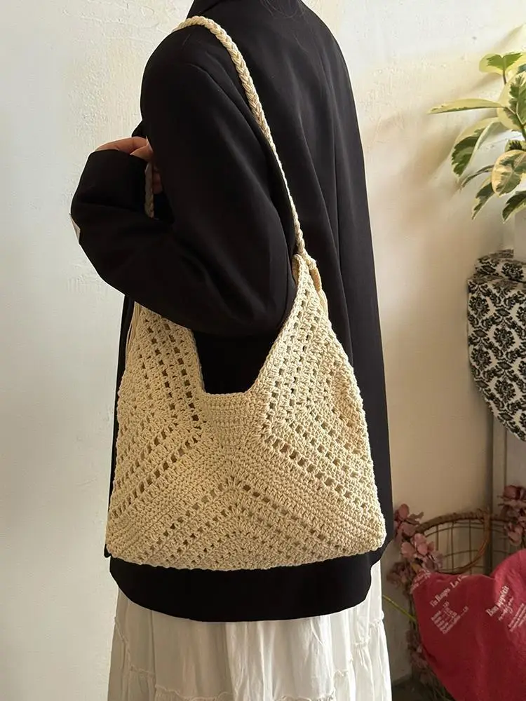 Women's Handmade Tassel Bag for Beach Commute — feature 17