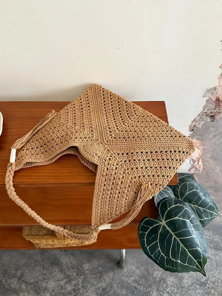 Women's Handmade Tassel Bag for Beach Commute — feature 19