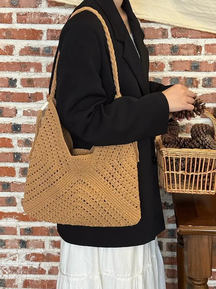 Women's Handmade Tassel Bag for Beach Commute — feature 25