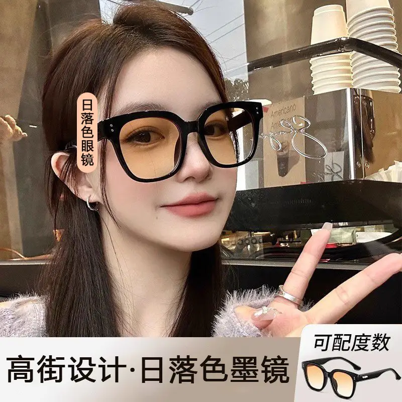Men's Stylish Brown Prescription Sunglasses 2026 - Image 4