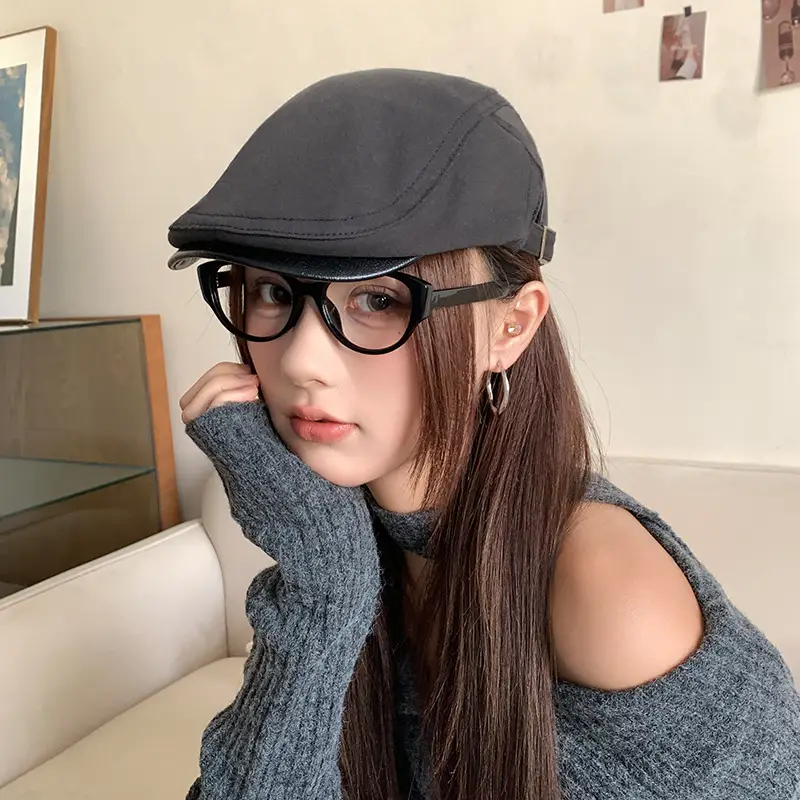 Women Leather Brim Cap Summer Painter's Hat - Image 2