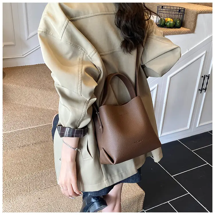 Women Large Capacity Bucket Bag Tan Leather Shoulder Crossbody — feature 19