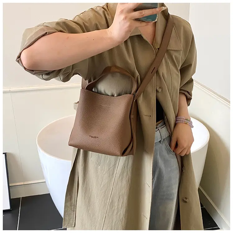 Women Large Capacity Bucket Bag Tan Leather Shoulder Crossbody — feature 24