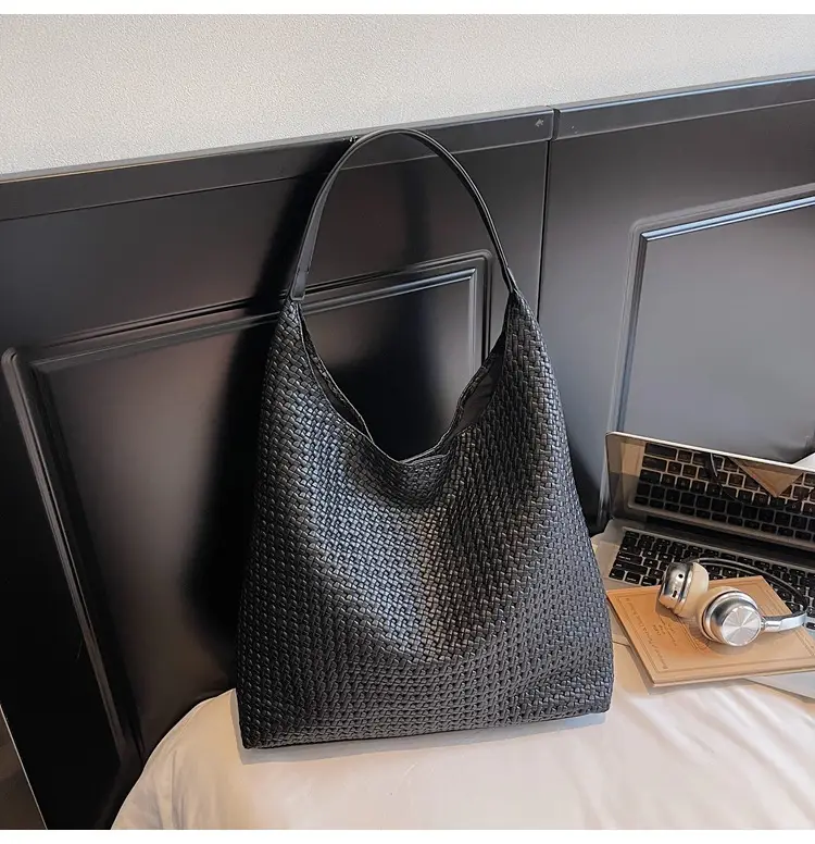 Women Cross-Border Woven Tan Tote Bag 2025 — feature 15