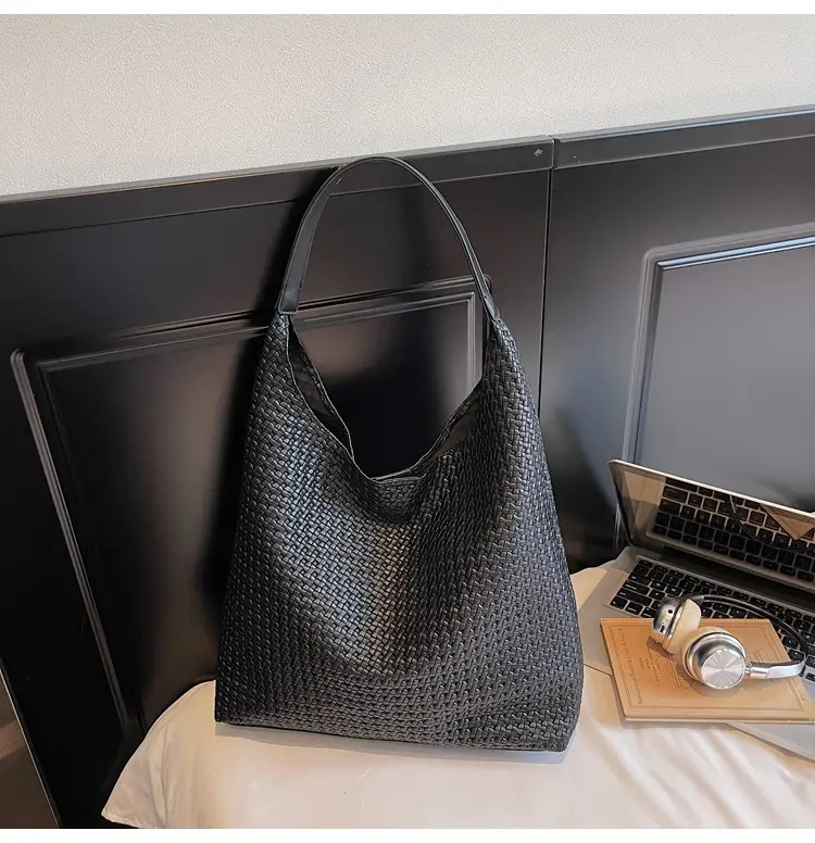 Women Cross-Border Woven Tan Tote Bag 2025 — feature 16