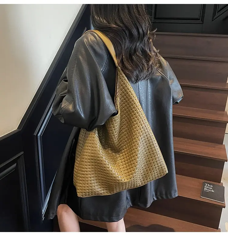 Women Cross-Border Woven Tan Tote Bag 2025 — feature 26