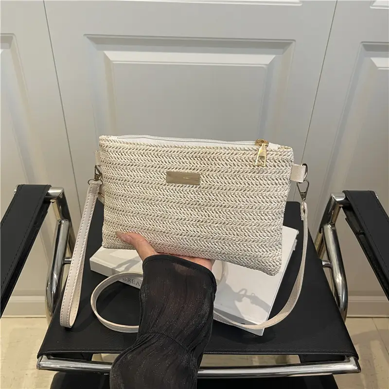 Women's Woven Crossbody Bag Small Square Handheld Mobile Bag - Image 4