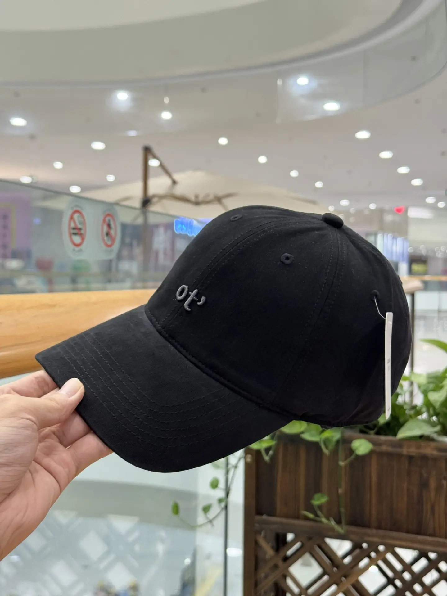Women Beige Cotton Baseball Cap with Embroidered Logo — feature 2