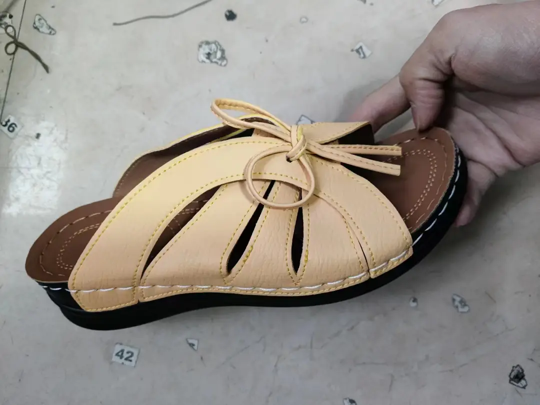 New Summer Cross-Border Women's Shoes Wedge Heel Fish Mouth Slippers Solid Color Large Size Bow Decorated Roman Sandals for Women — feature 2